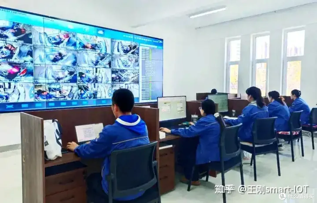 焕新出行 |盾华公司助力公交站点智慧公交站调度系统焕新升级改造