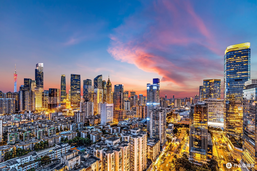 未来的中国,最值钱的不是房和车,这4样才是“硬通货”!