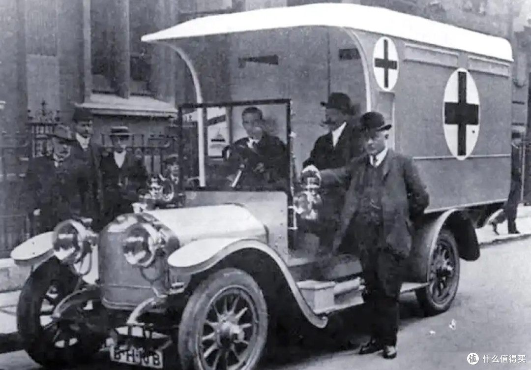 近70年前的科普画书,介绍街上各种用途汽车