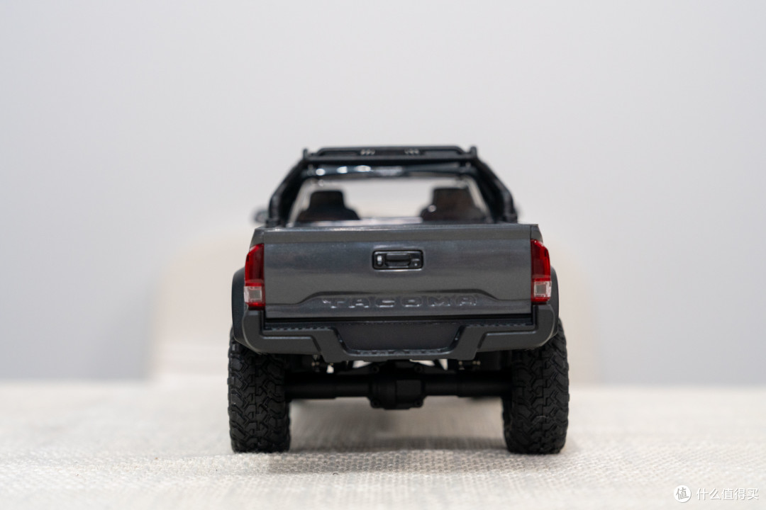 fms 1/24 丰田Tacoma 塔科马——小比例的大皮卡