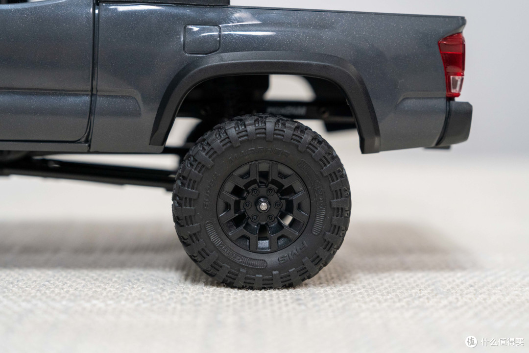 fms 1/24 丰田Tacoma 塔科马——小比例的大皮卡