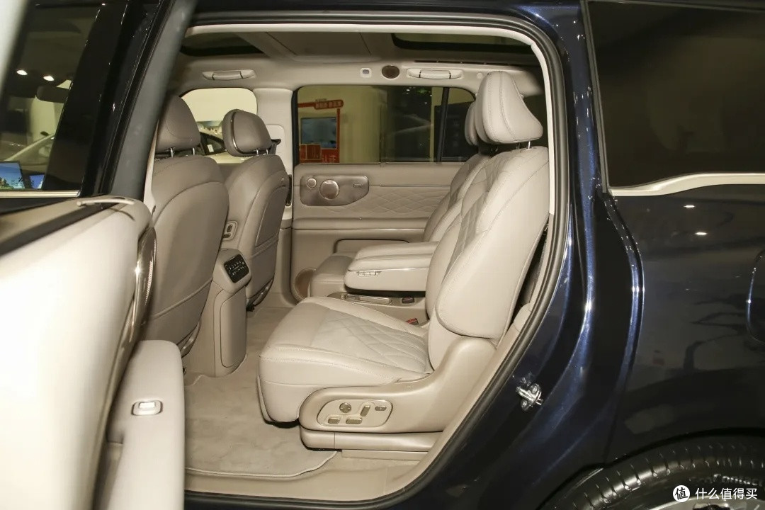 长超5米2的“王炸”SUV，6座+增程，纯电续航超400km，有必要吗？