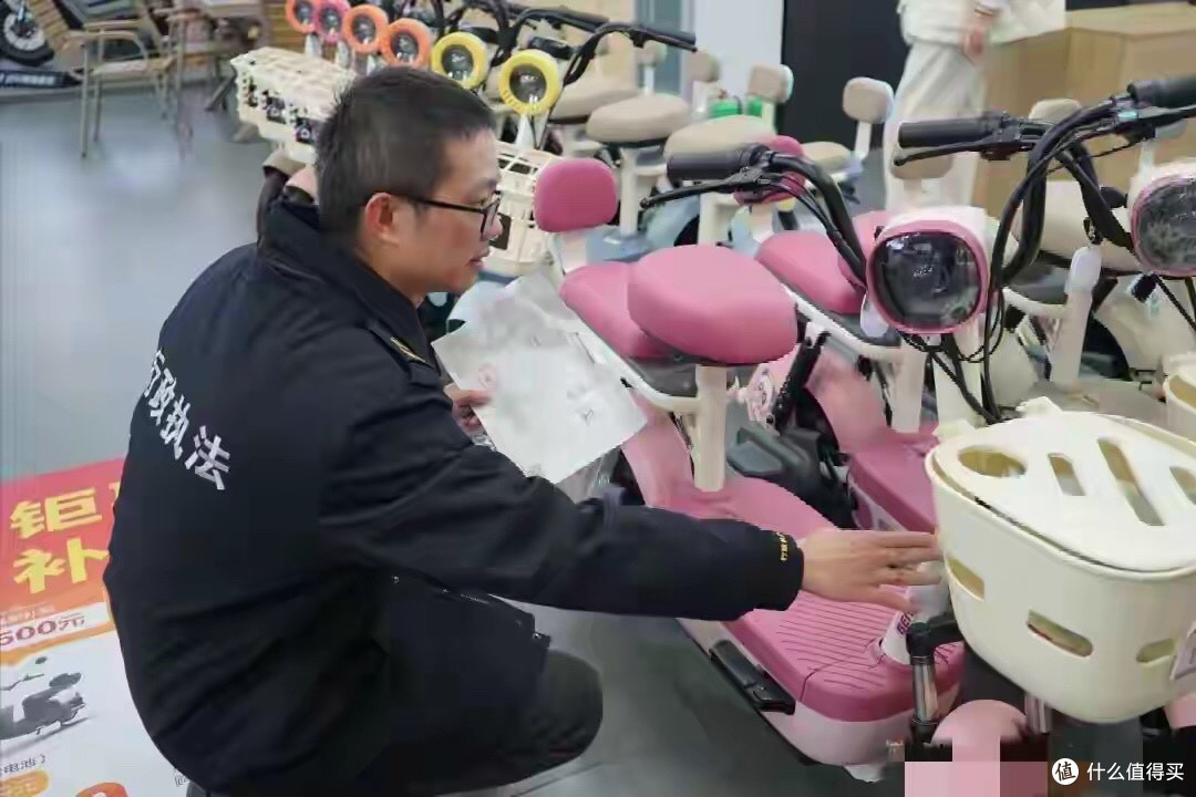 央视多次曝光国标车解25km/h限速,市监局也在严查,你认为合理吗