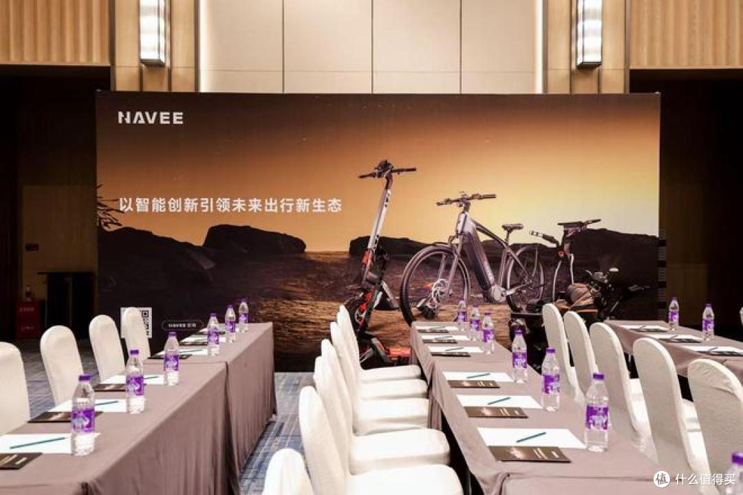 NAVEE亮相CETA论坛:Birdie 3X与XT5 Pro定义智能出行新场景