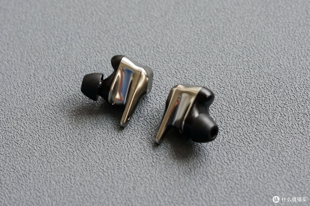 当“跳水价”遇拓扑振膜丨HIFIMAN Svanar Wireless LE深度测评