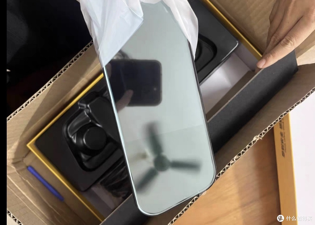 4K高清前后双摄行车记录仪