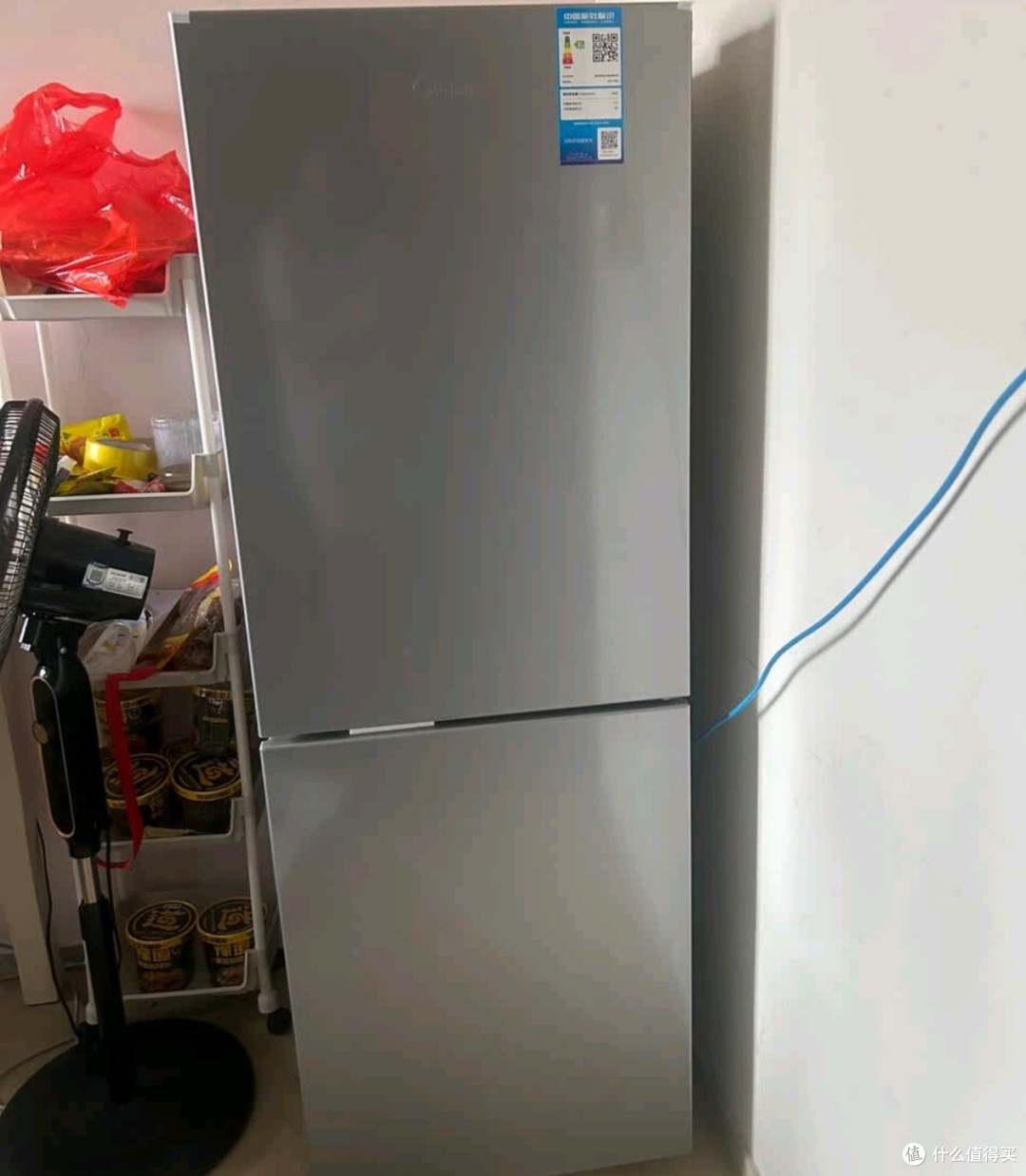 美的182升冰箱：小户型的理想选择