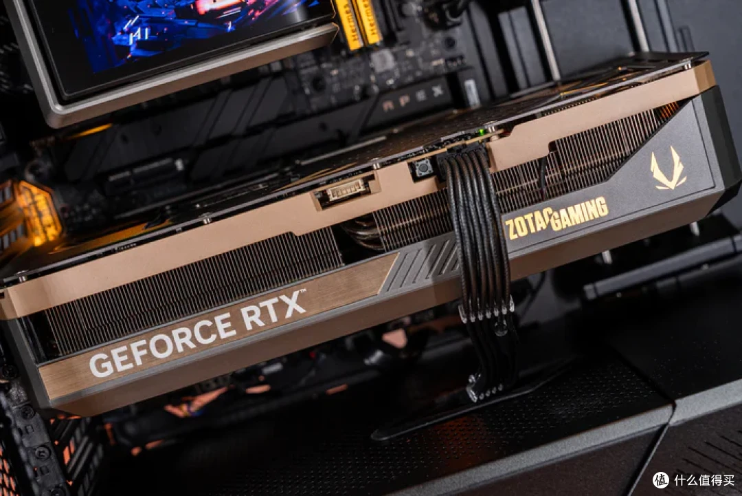 太阳神焕新版+华硕 ROG X870E APEX+索泰 5090D SOLID 装机分享