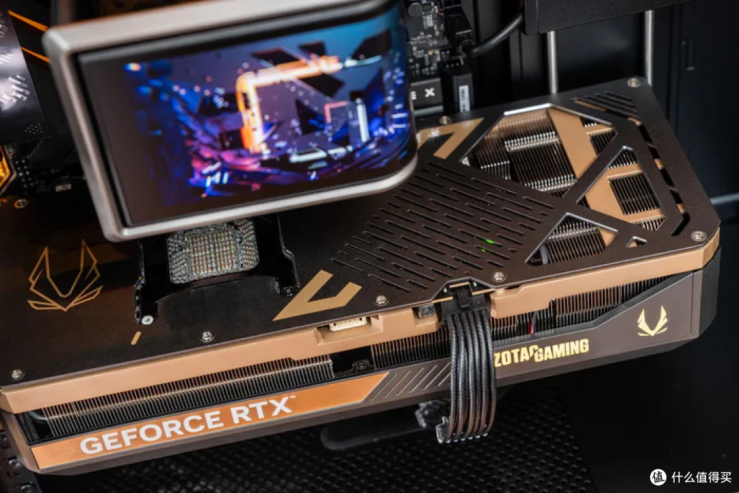 太阳神焕新版+华硕 ROG X870E APEX+索泰 5090D SOLID 装机分享