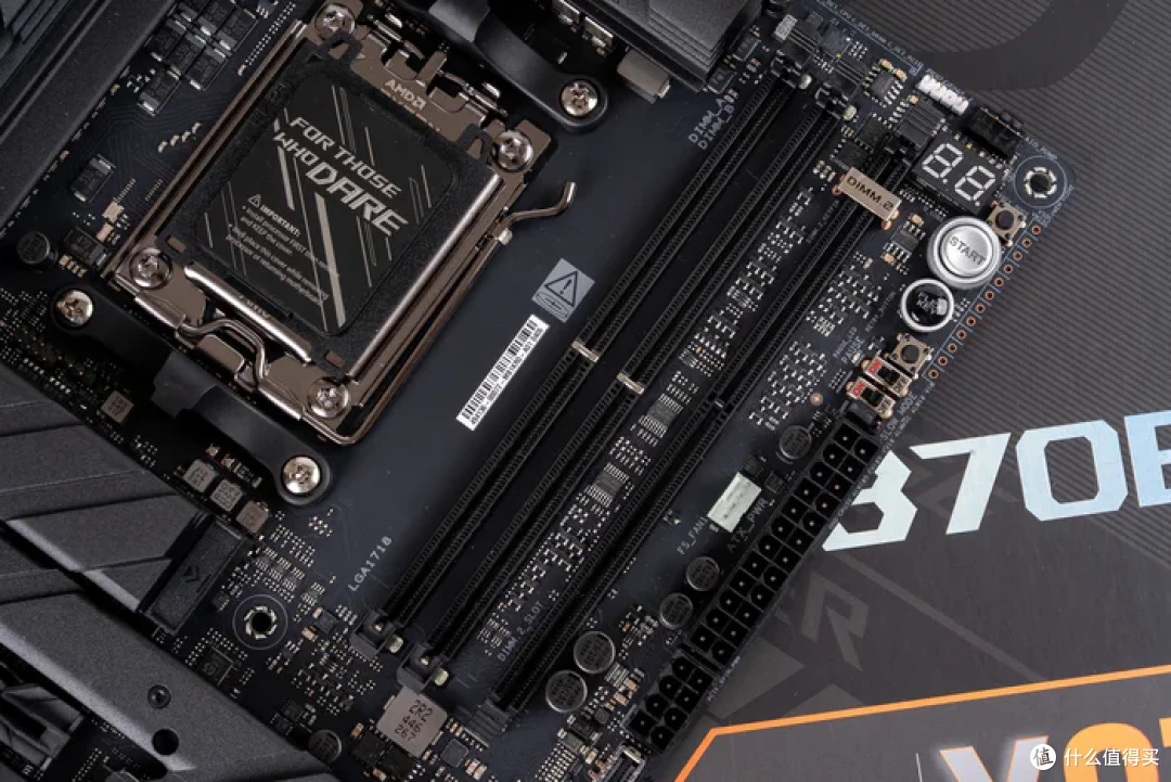 太阳神焕新版+华硕 ROG X870E APEX+索泰 5090D SOLID 装机分享