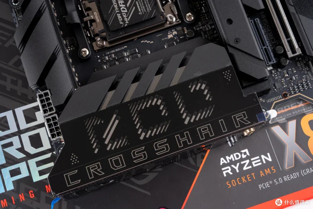 太阳神焕新版+华硕 ROG X870E APEX+索泰 5090D SOLID 装机分享
