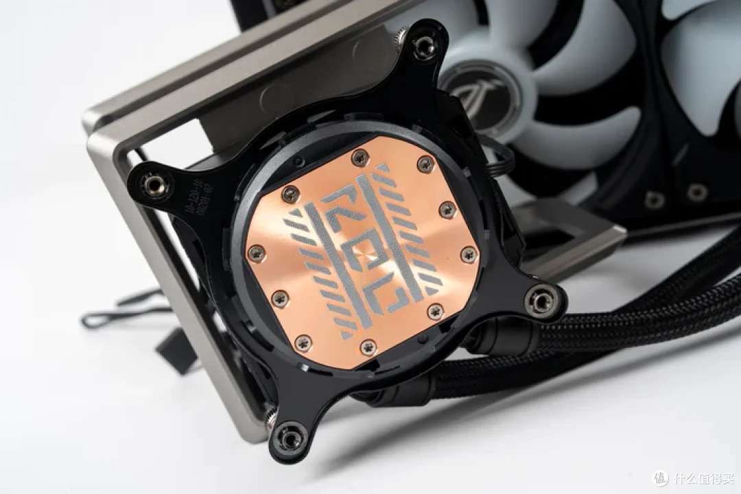 太阳神焕新版+华硕 ROG X870E APEX+索泰 5090D SOLID 装机分享