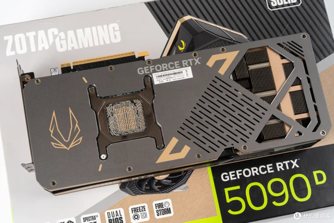 太阳神焕新版+华硕 ROG X870E APEX+索泰 5090D SOLID 装机分享