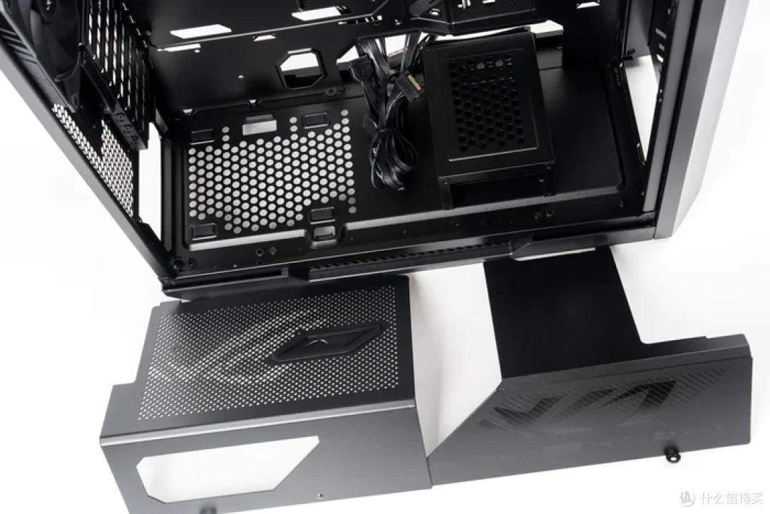 太阳神焕新版+华硕 ROG X870E APEX+索泰 5090D SOLID 装机分享
