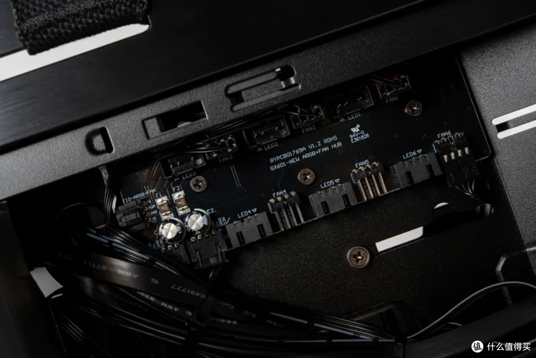 太阳神焕新版+华硕 ROG X870E APEX+索泰 5090D SOLID 装机分享