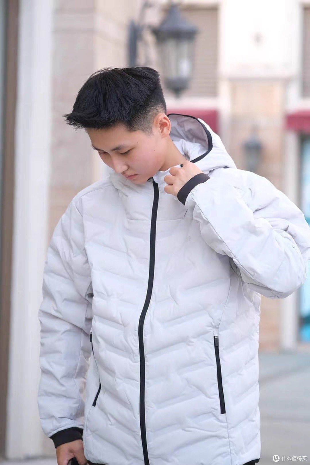 蕉内羽绒服以科技赋能设计,重新定义了冬日保暖体验