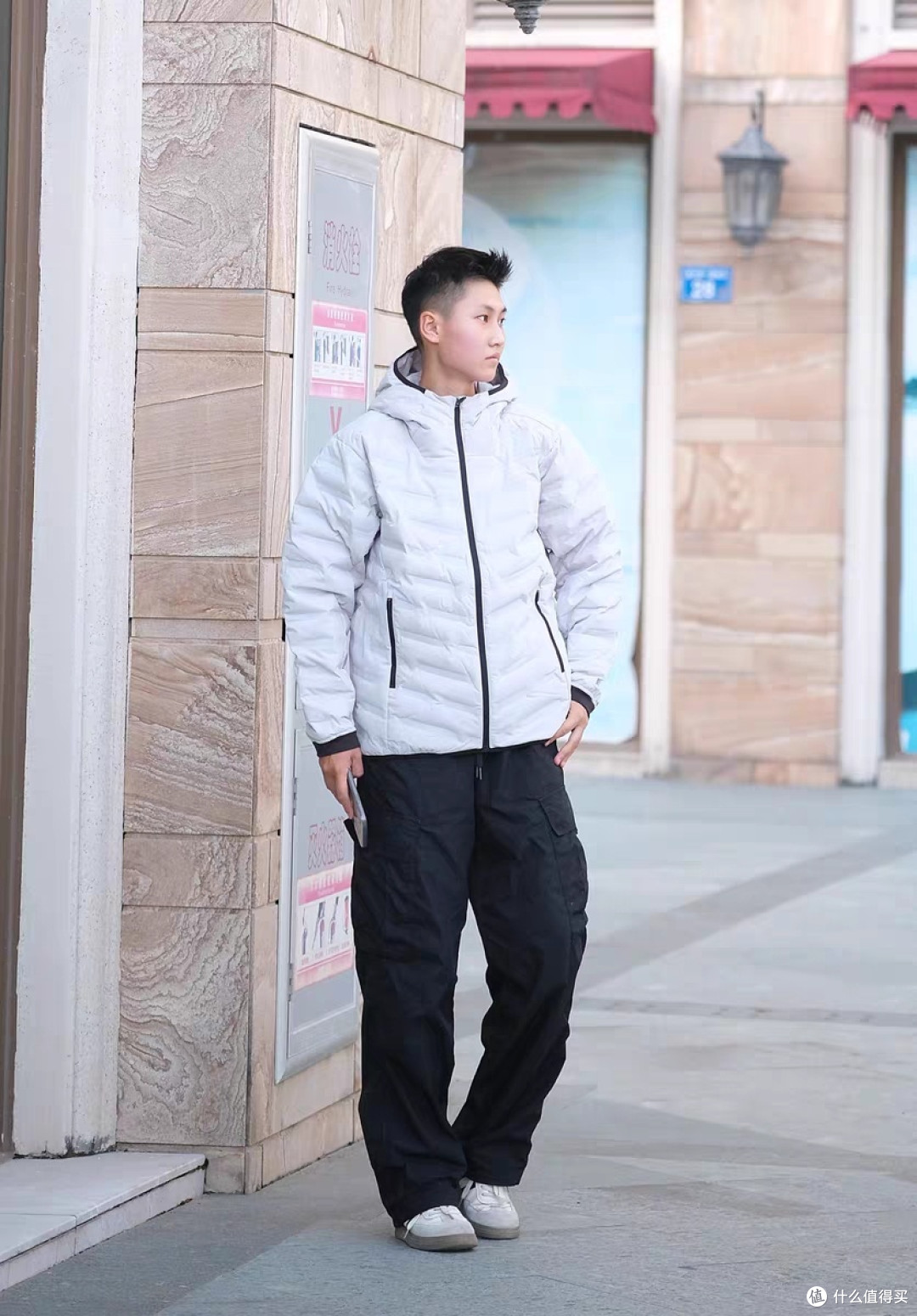蕉内羽绒服以科技赋能设计,重新定义了冬日保暖体验