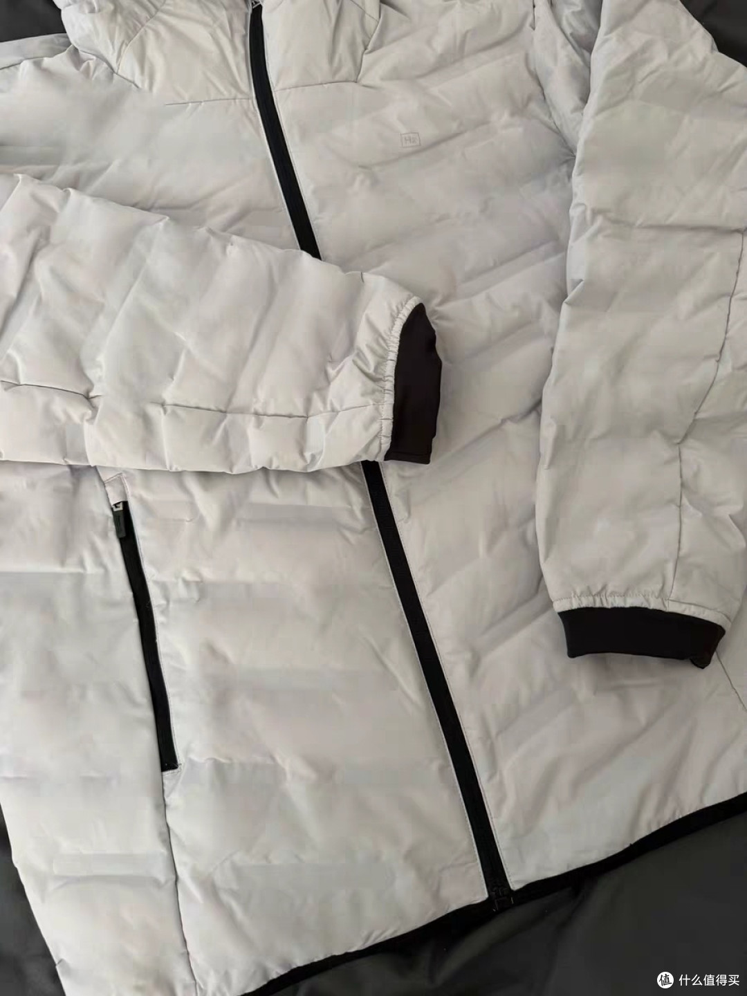 蕉内羽绒服以科技赋能设计,重新定义了冬日保暖体验