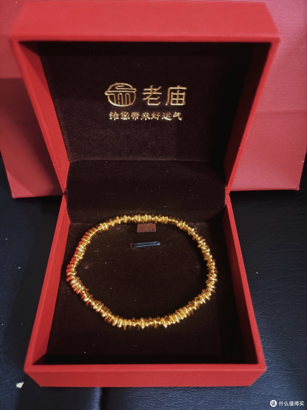 手腕上的秘密武器,碎金手链真香
