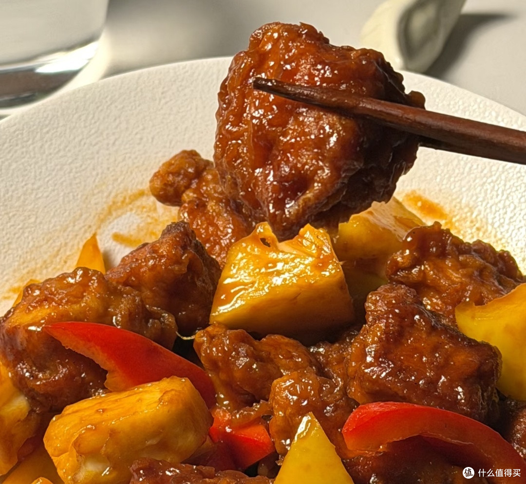 菠萝咕咾肉：酸甜开胃的国民硬菜