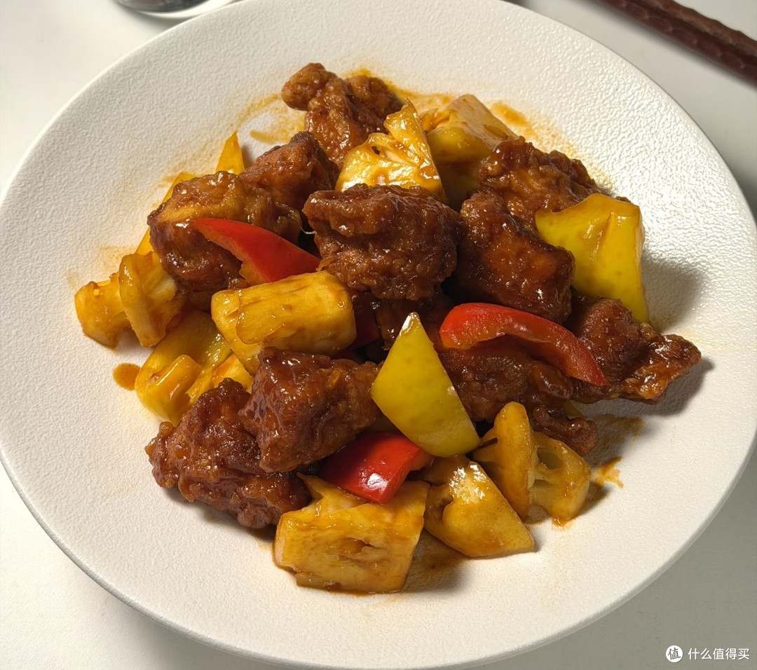 菠萝咕咾肉：酸甜开胃的国民硬菜