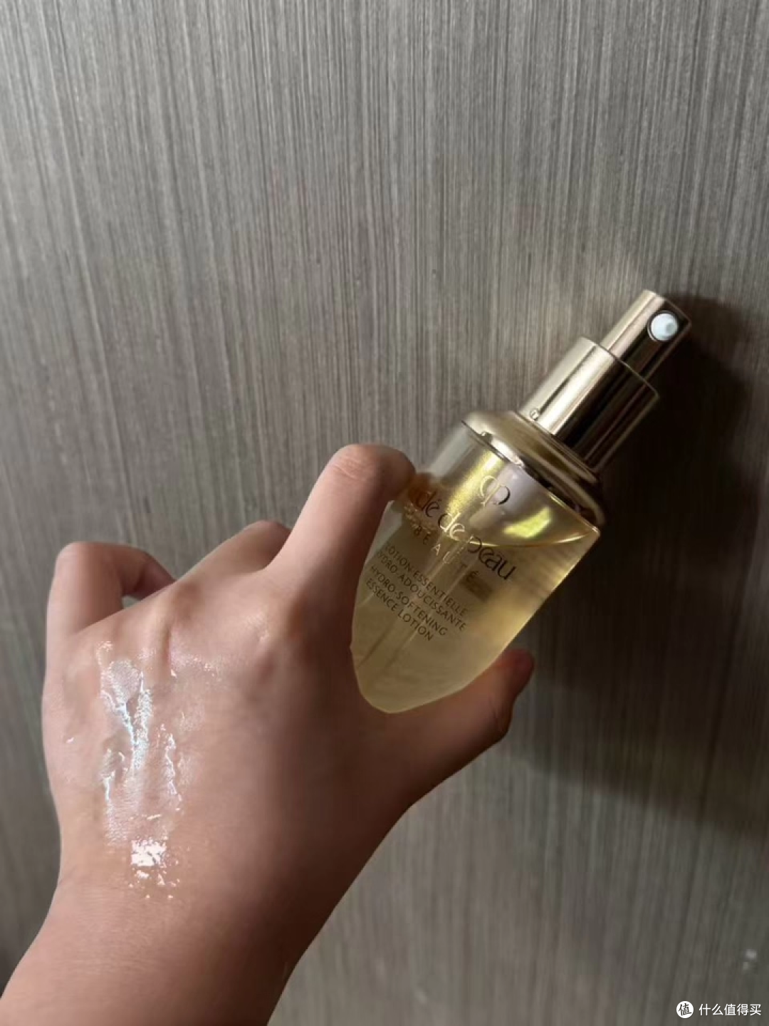 💧CPB 钻光精华水:干敏肌秋冬救星!湿敷超水润