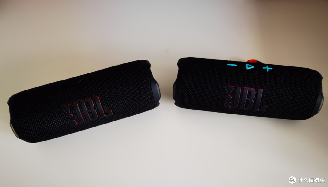 京东JBL Flip 7:防水抗造续航长,露营洗澡都能听