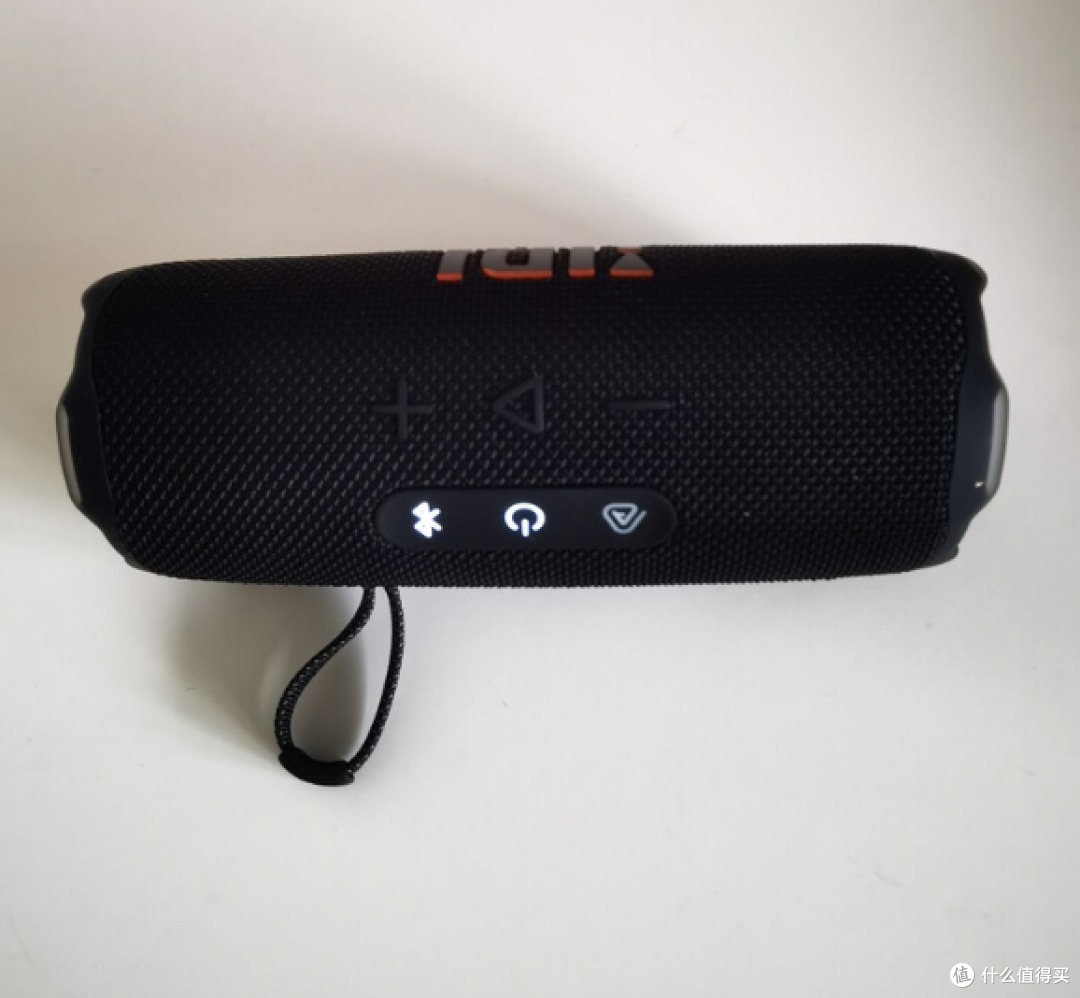 京东JBL Flip 7:防水抗造续航长,露营洗澡都能听