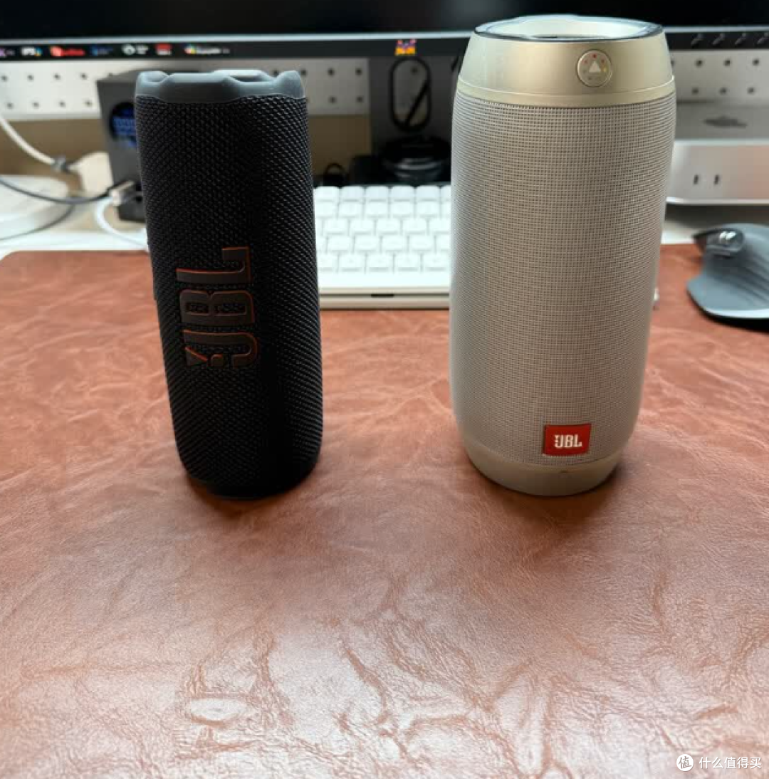 京东JBL Flip 7:防水抗造续航长,露营洗澡都能听