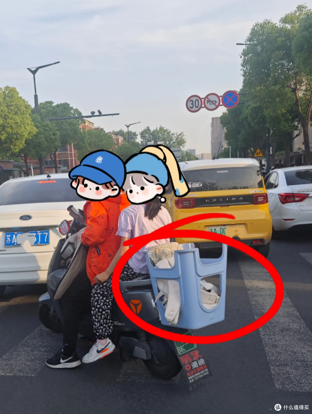 被年轻人的“电动车小配件”惊到了!网友:会生活的人,真了不起