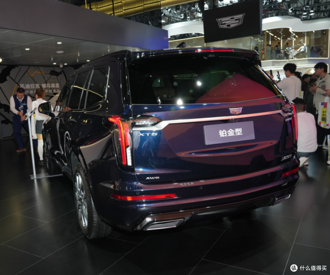 凯迪拉克XT6 豪华中型SUV汽车
