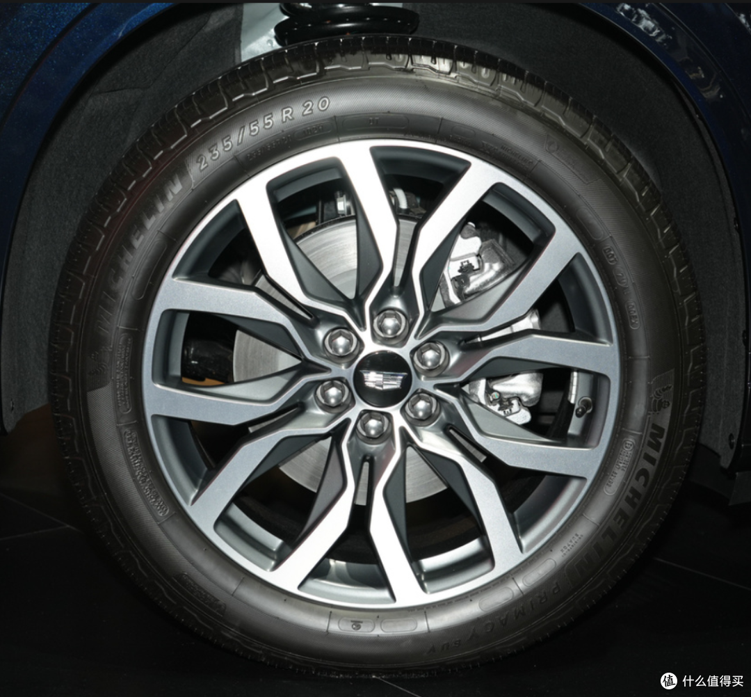 凯迪拉克XT6 豪华中型SUV汽车
