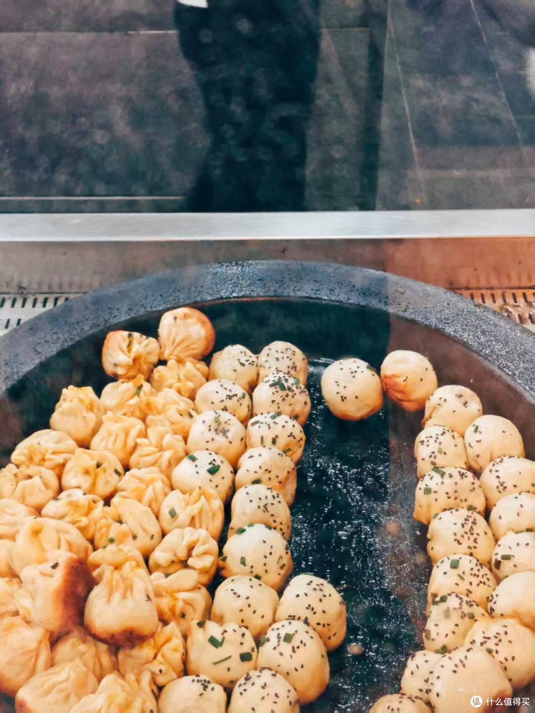 无汤生煎封神百年!上海大壶春的老味道才是真顶流