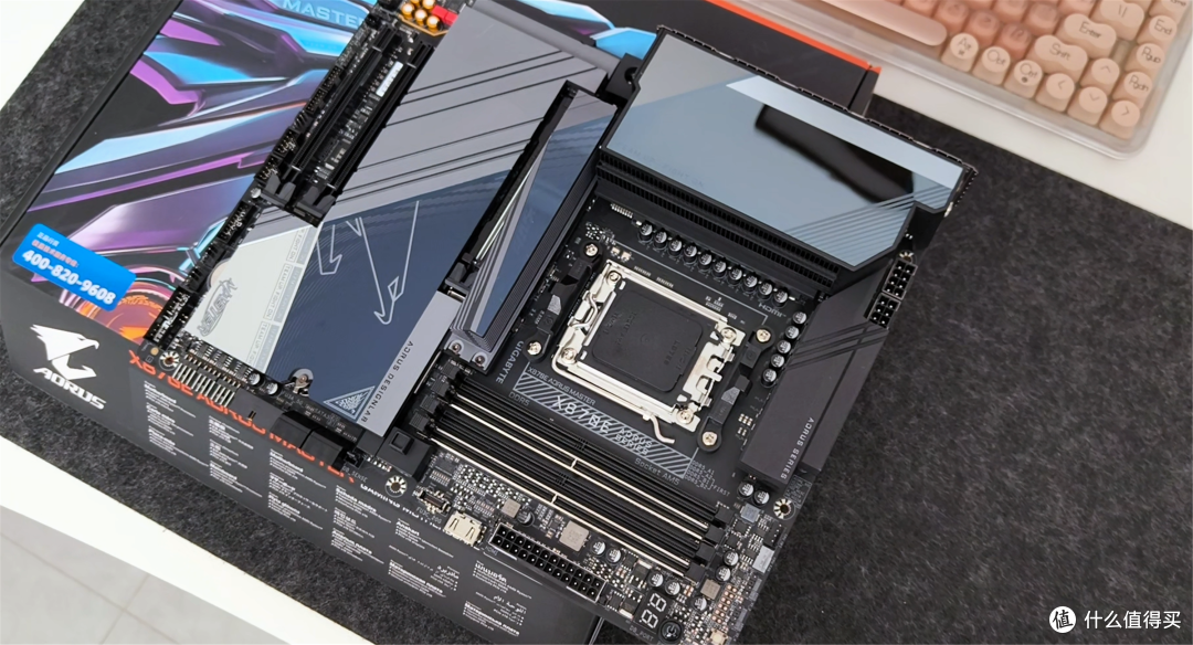 稳稳的一线旗舰主板！技嘉X870E超级雕全面评测：这用料有点感人