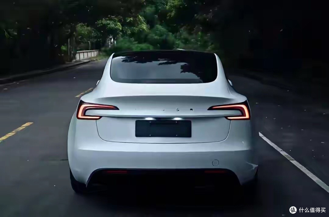 特斯拉Model 3官宣78.4kWh电池,830公里续航靠谱吗?老车主有话说