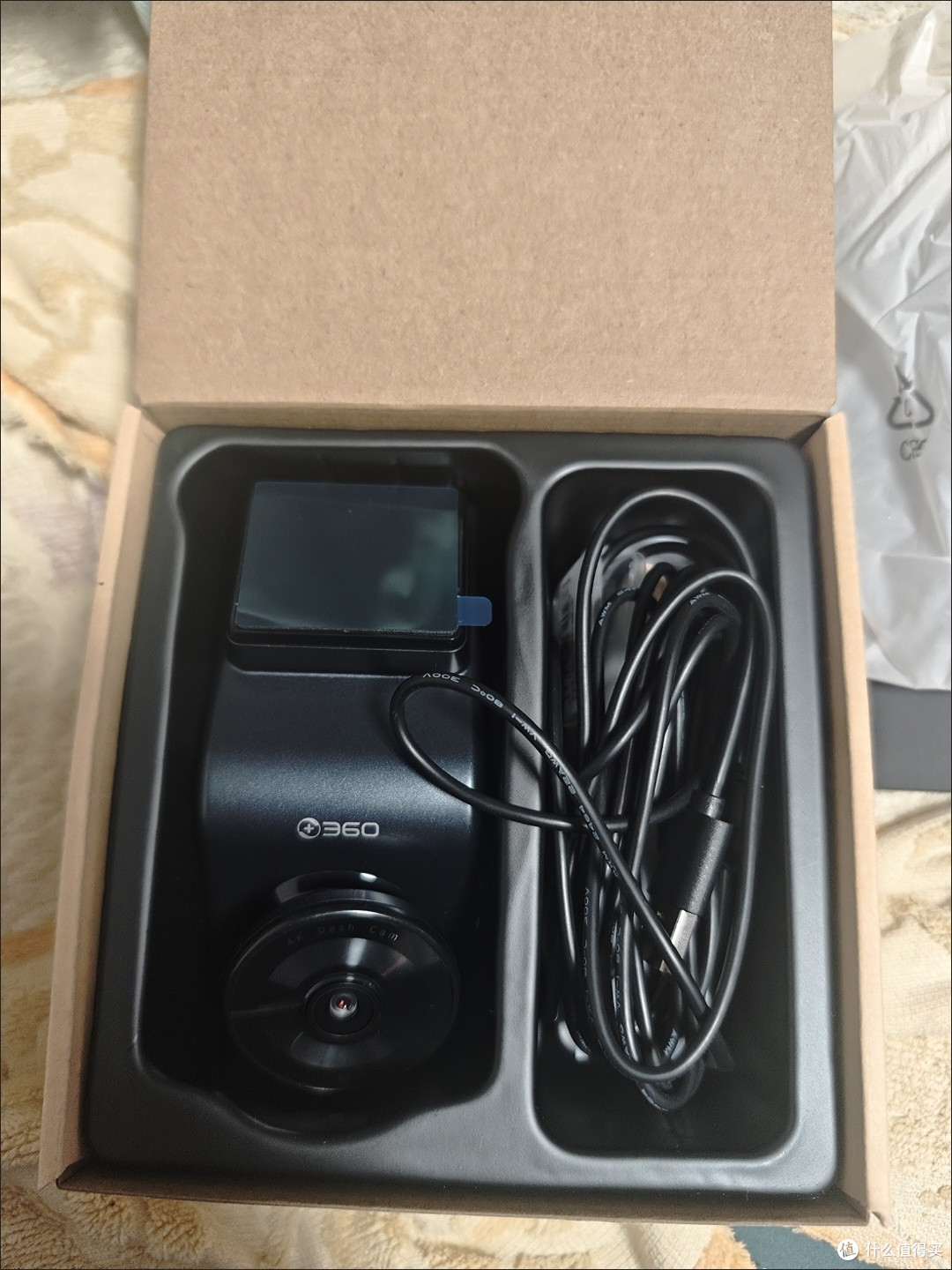 双十一汽车好物封神！360 G300 4K记录仪，免走线监控超安心