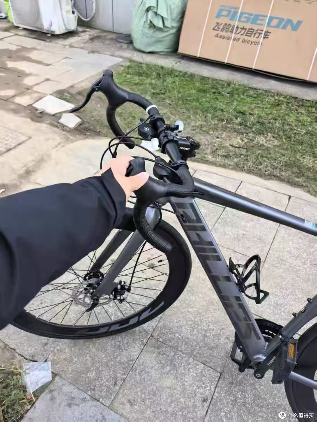 菲利普这款平把变速赛车,颜值和性能双在线