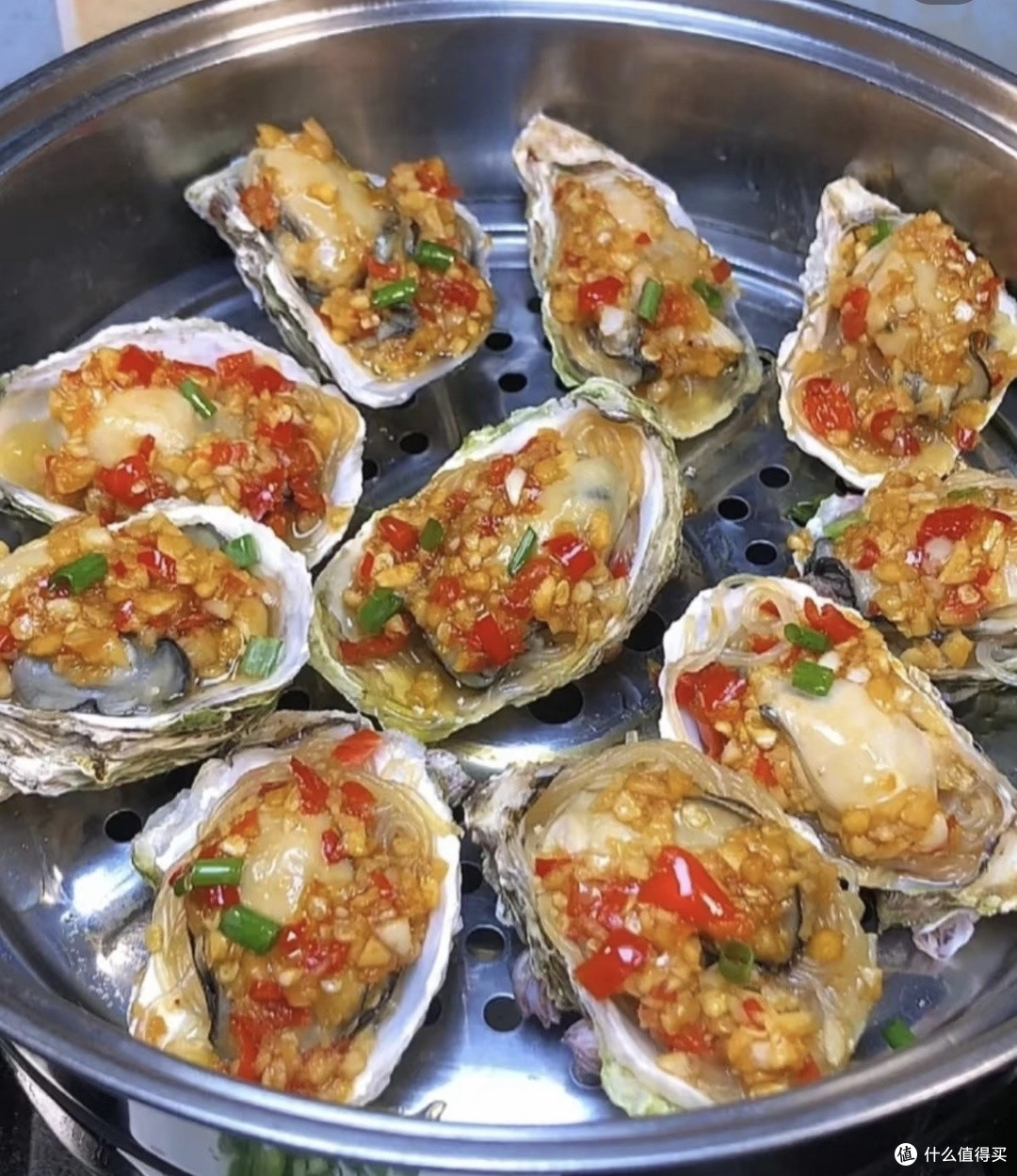 蒜蓉生蚝｜鲜到舔壳！蒜香裹着嫩肉，新手也能零失败