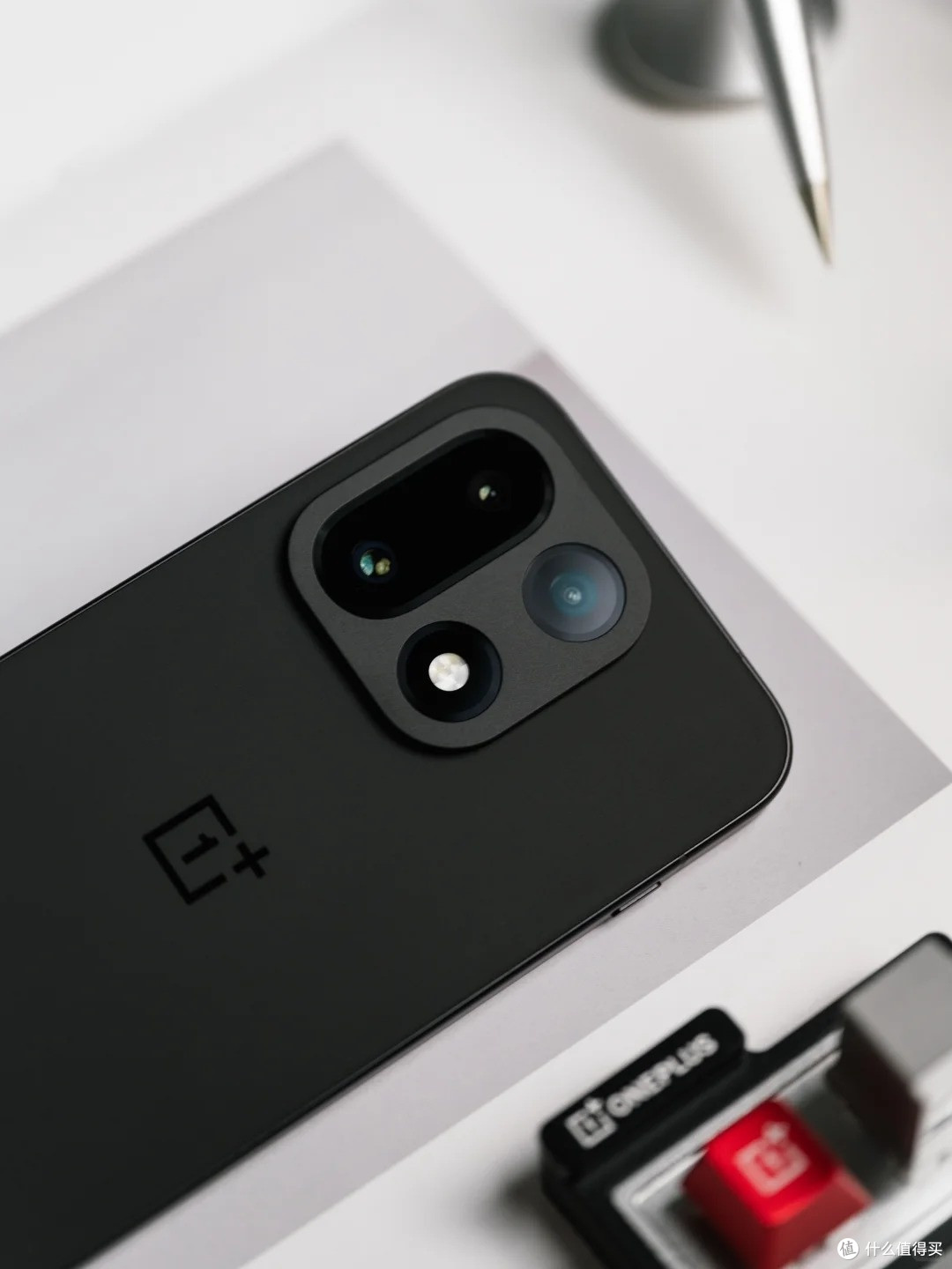 续集📱一加 15「绝对黑」｜争议再多，用着爽才是王道！