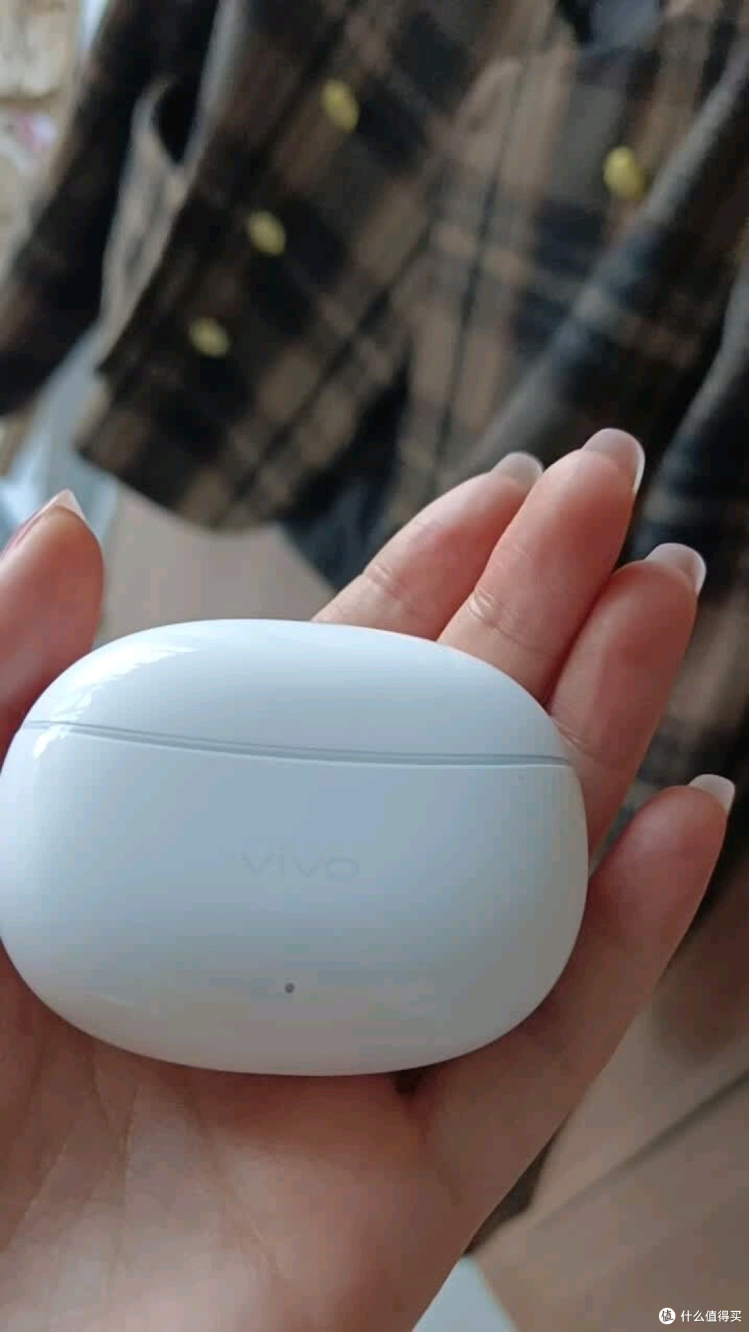 vivo TWS 3e皓白耳机:情人节实用好礼