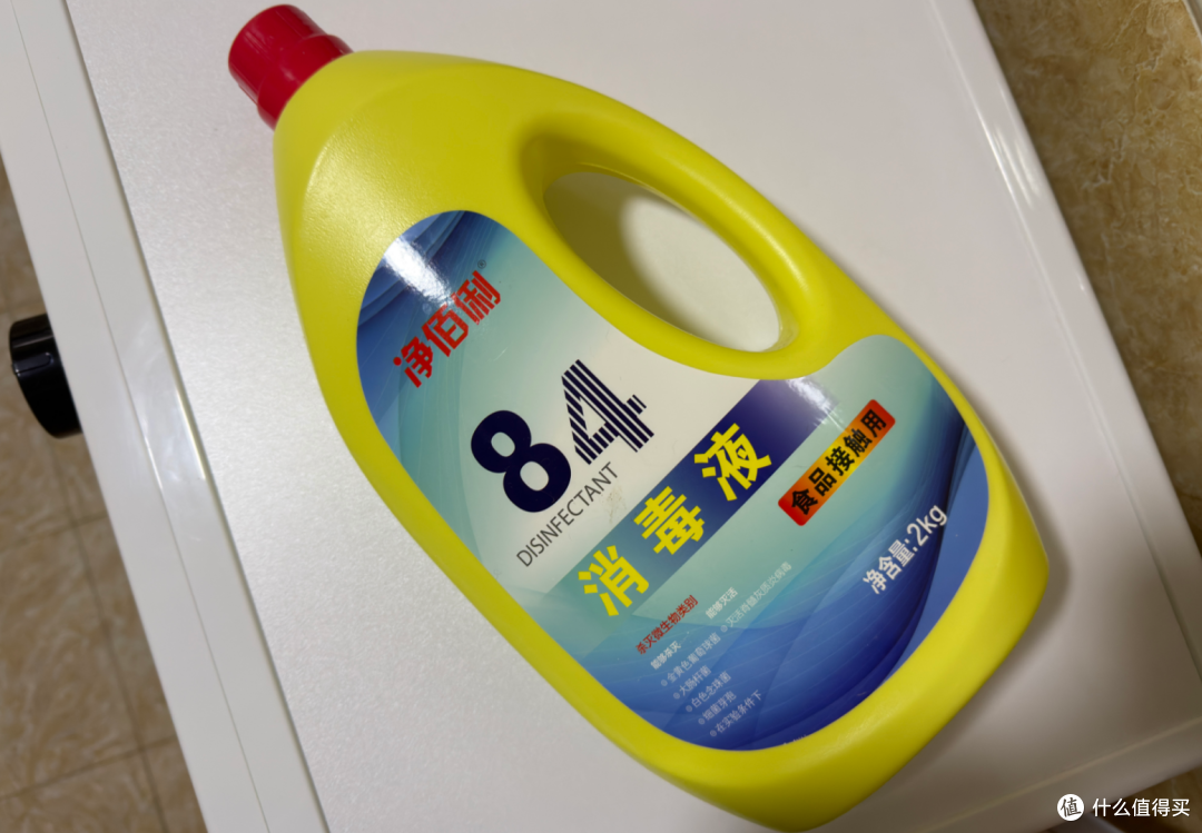 周末深度清洁:用净佰俐84消毒液,把家里看不见的过敏原「清零」
