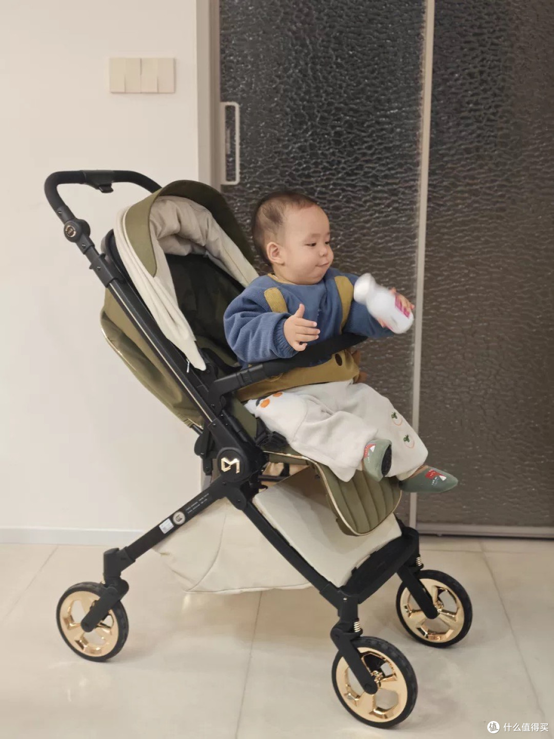 带娃出门不费妈!DearMom罗马假日婴儿推车,轻便避震还能双向推
