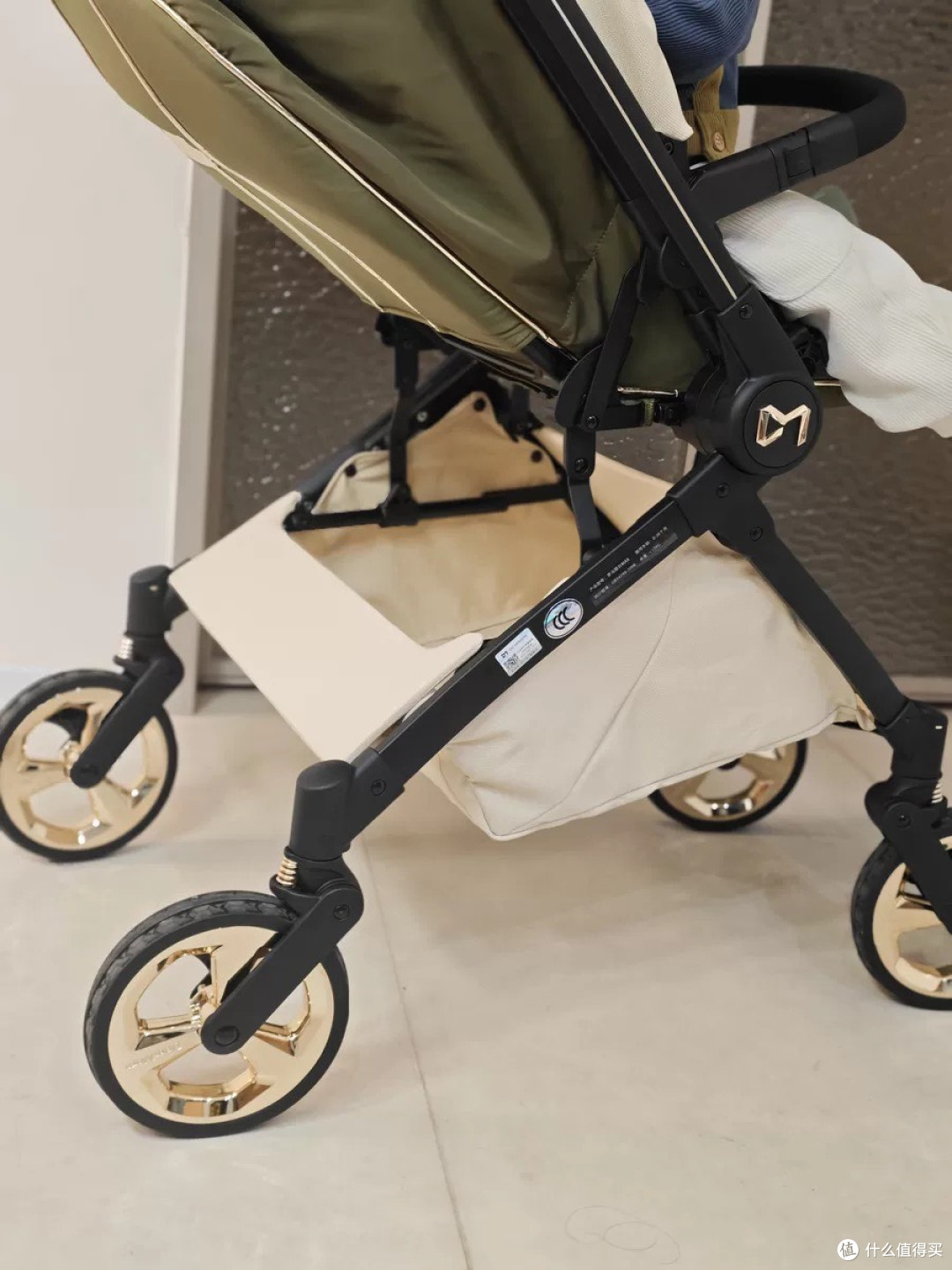 带娃出门不费妈!DearMom罗马假日婴儿推车,轻便避震还能双向推