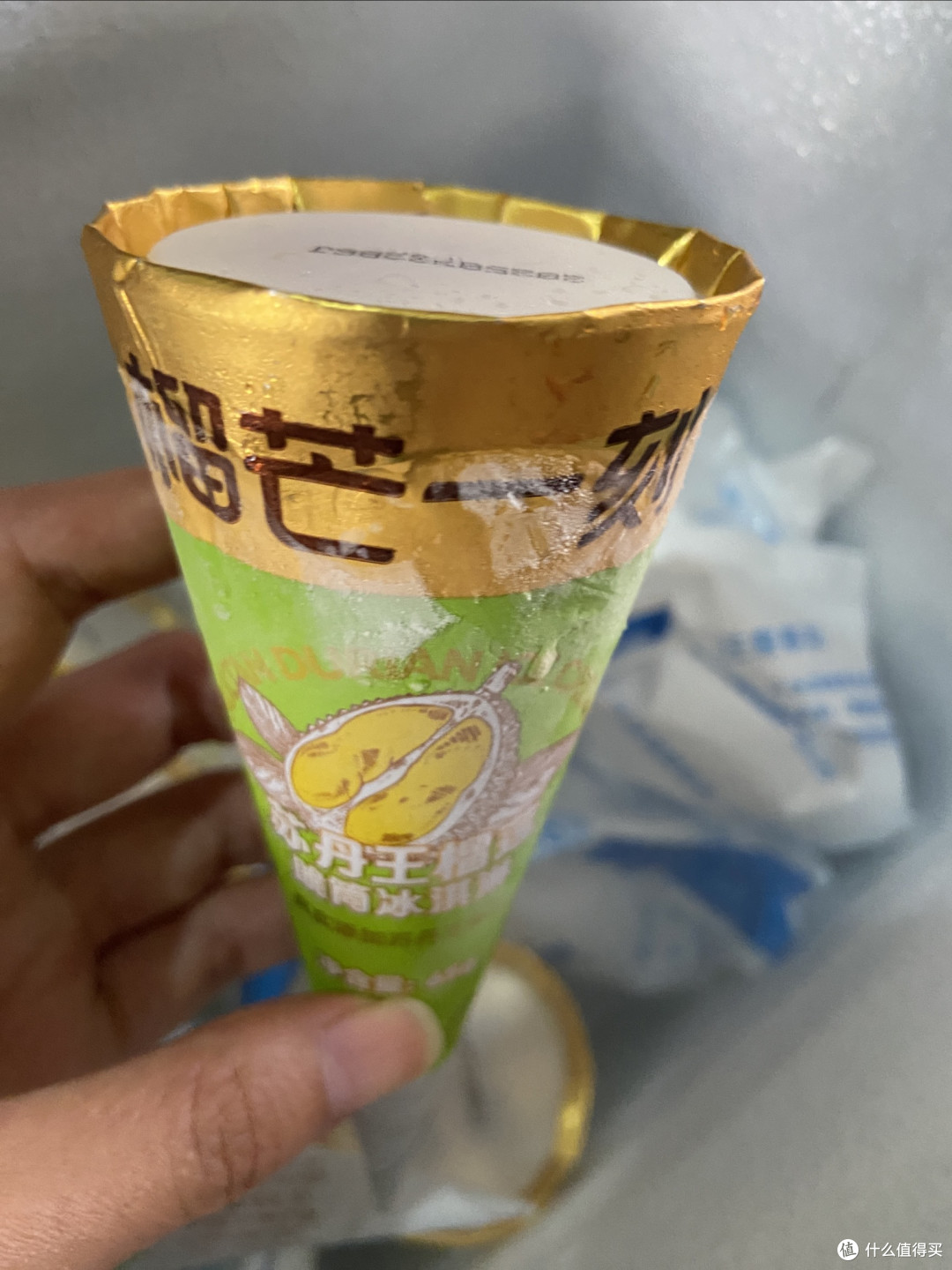 榴芒一刻苏丹王榴莲脆筒：一口坠入热带果园的冰爽狂欢。