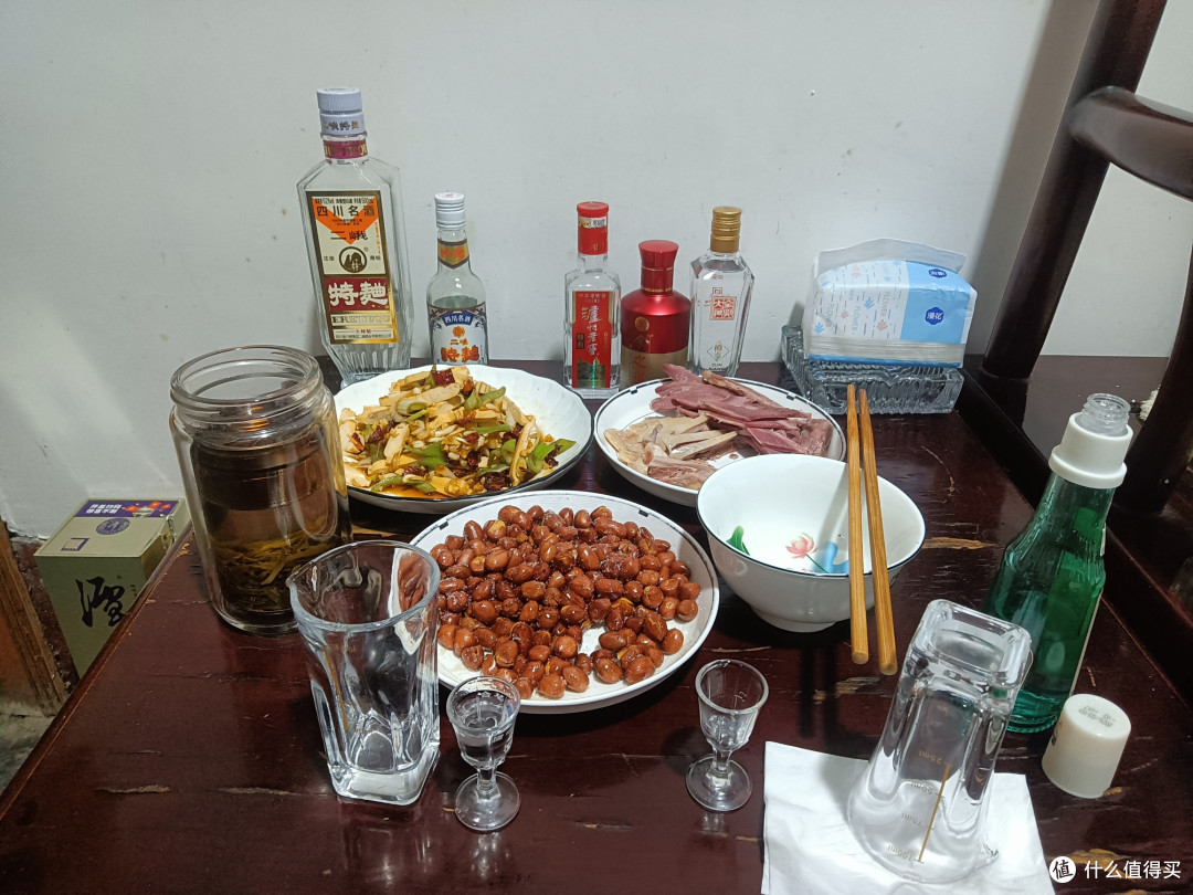 双11买的二峨特曲,和花露水,泸特,舍之道,全兴樽享比划,