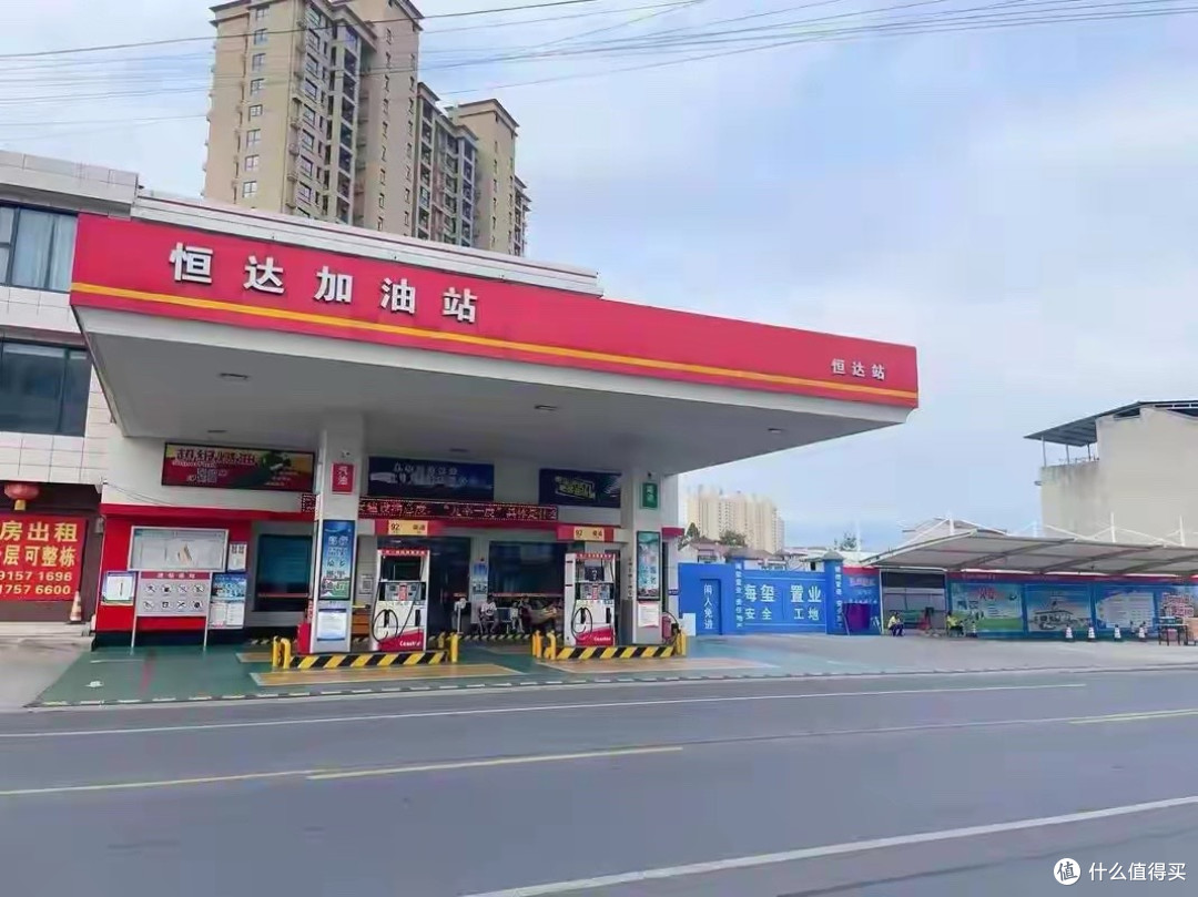 加油去中石油还是中石化,老司机:都差不多,关键看这点