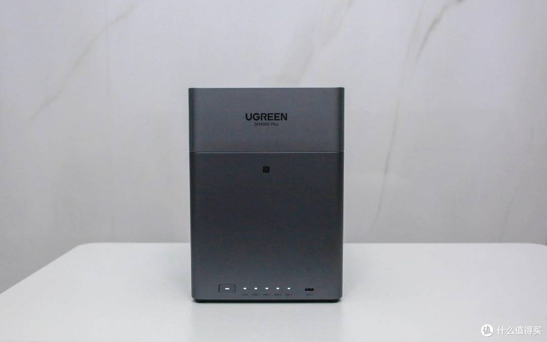 CMR到HAMR:绿联DH4300 Plus+希捷酷狼Pro 30TB的私有云AI体验