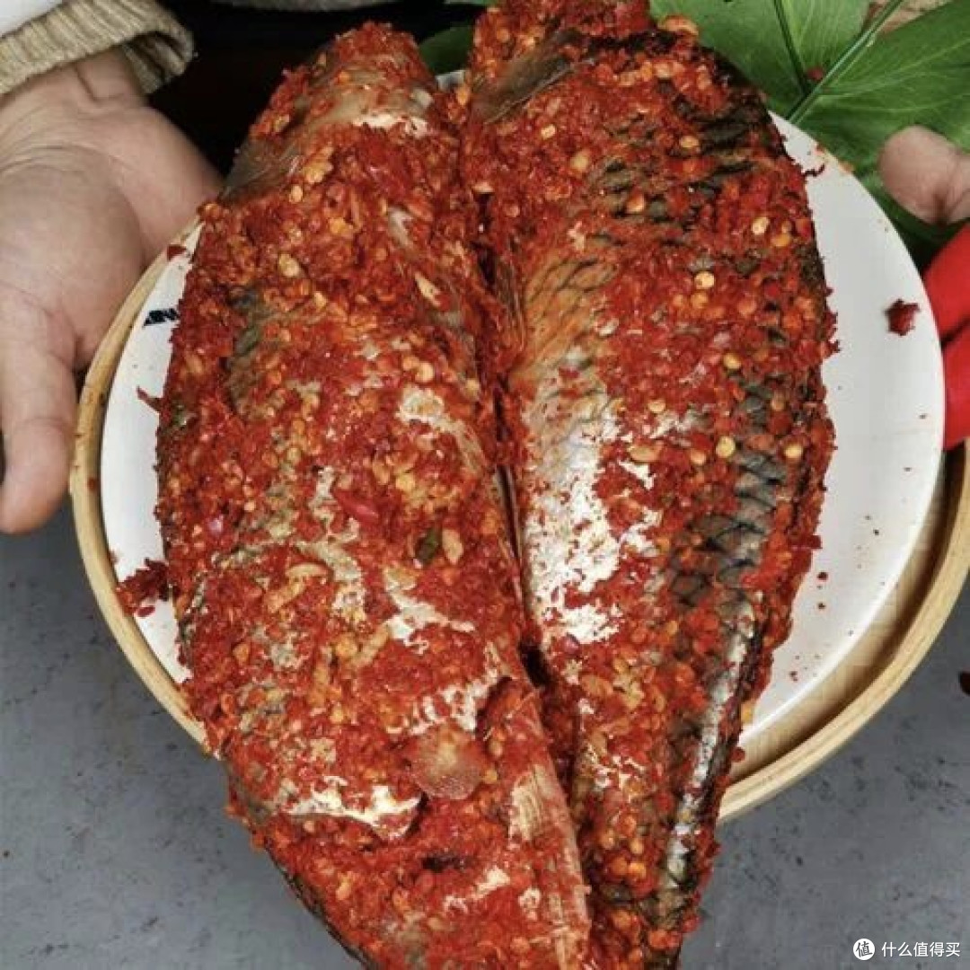 酸香入魂!贵州侗族腌鱼,藏在陶坛里的千年风味