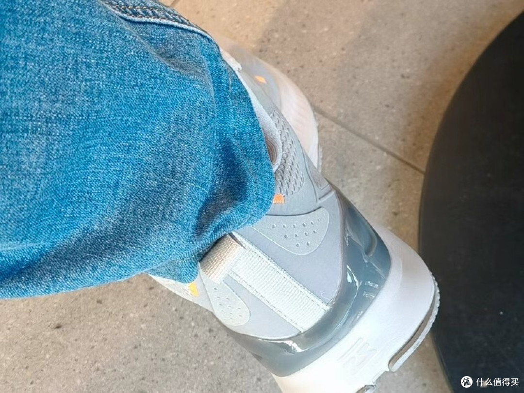 这双李宁鞋,为何成了我的日常顶配?