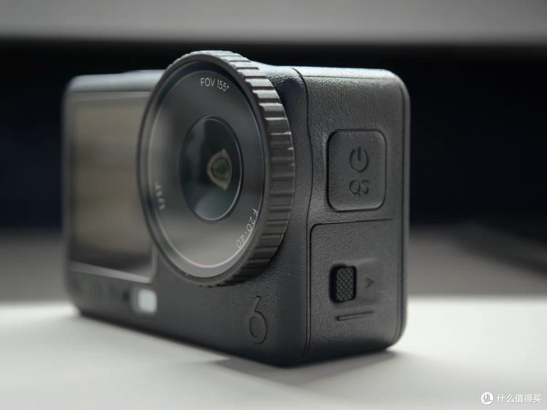 大疆Osmo Action 6：智能光圈运动相机